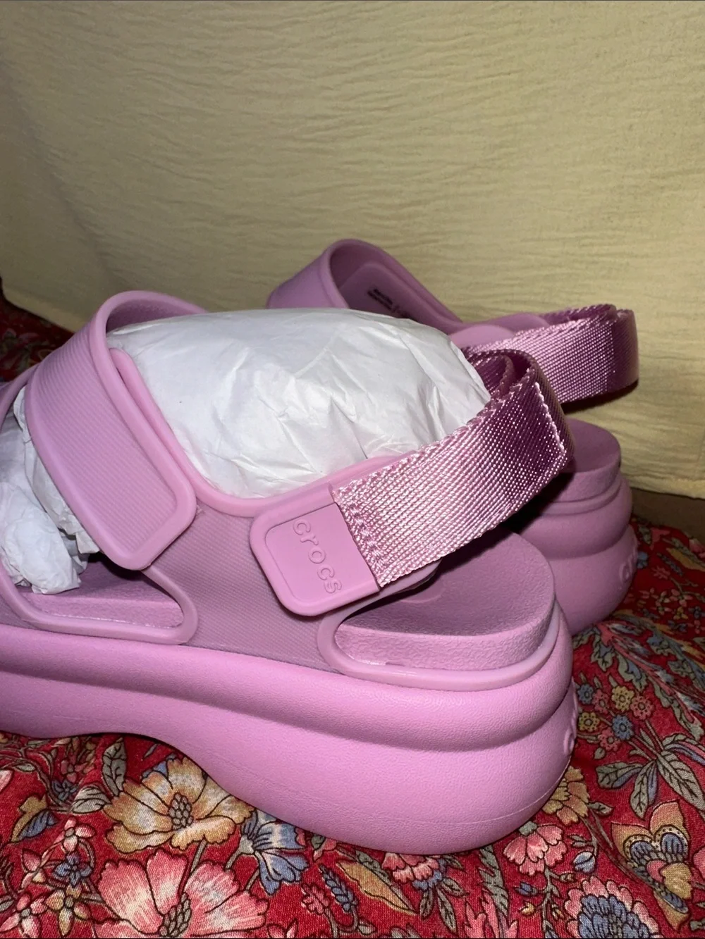 CROCS Kids Platform Sandals - Lavender Pink